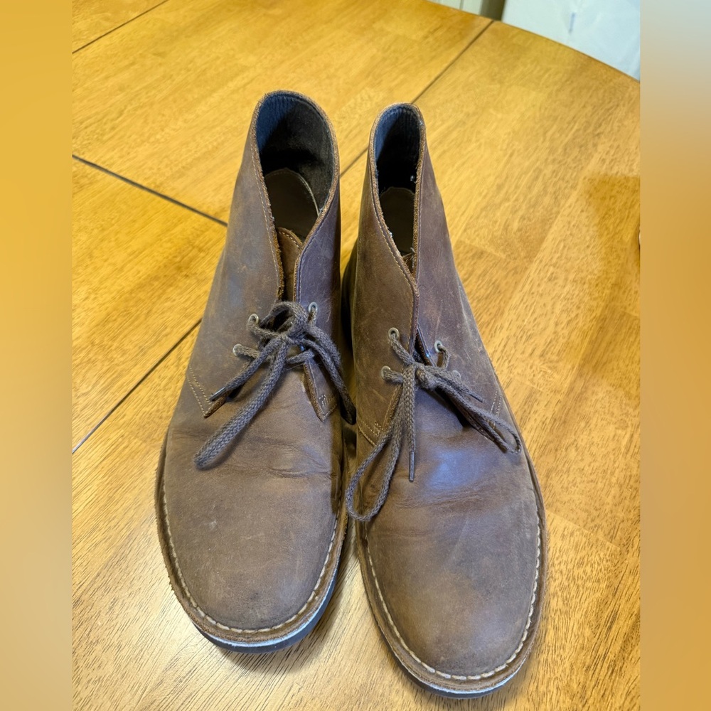 Clarks Brown Suede Chukka Boots - Lace-Up